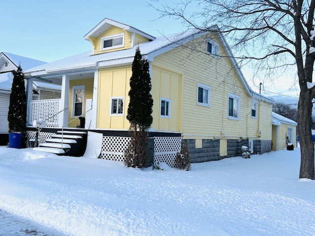 exterior space featuring covered porch