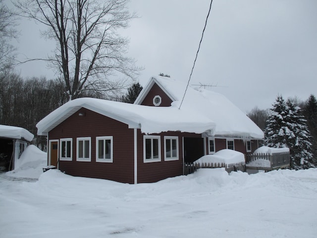 view of front of house