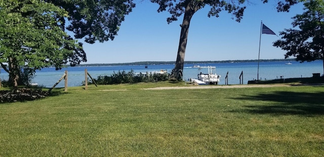 view of water feature with a boat dock