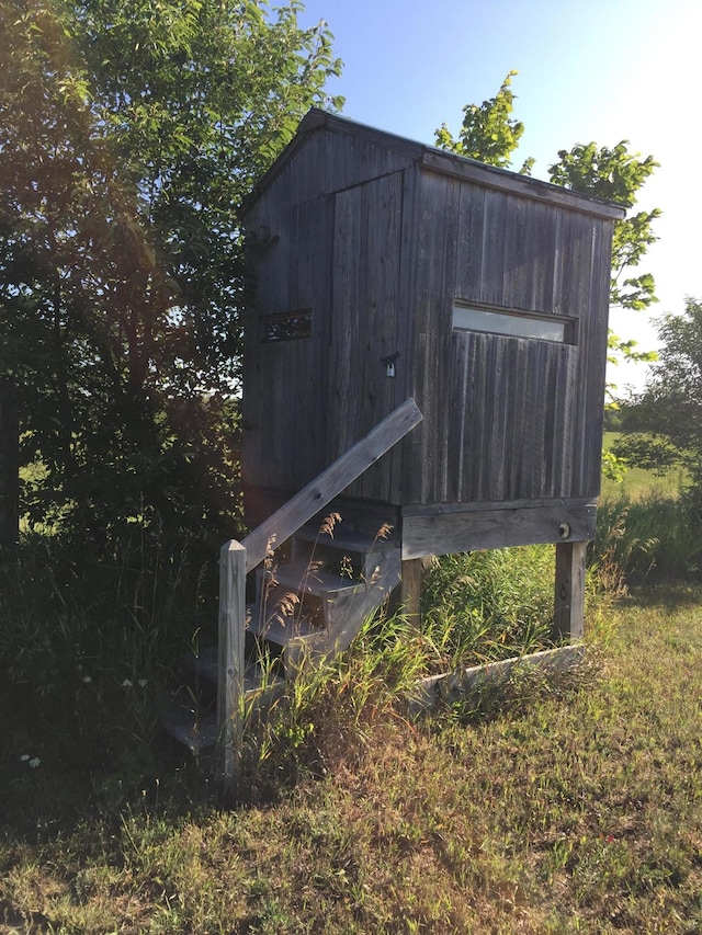 view of shed / structure