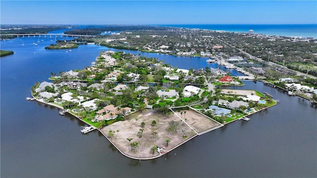 Listing photo 3 for 512 River Dr, Vero Beach FL 32963