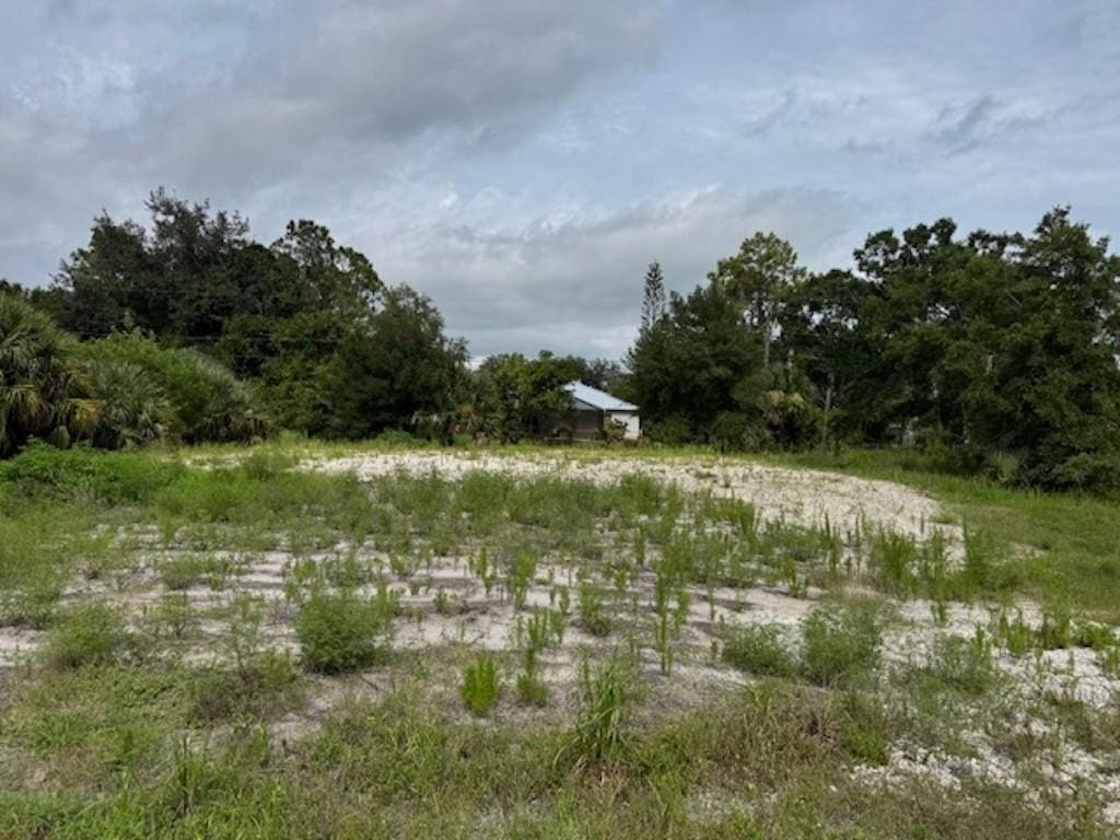 8646 97th Ct, Vero Beach, FL 32967