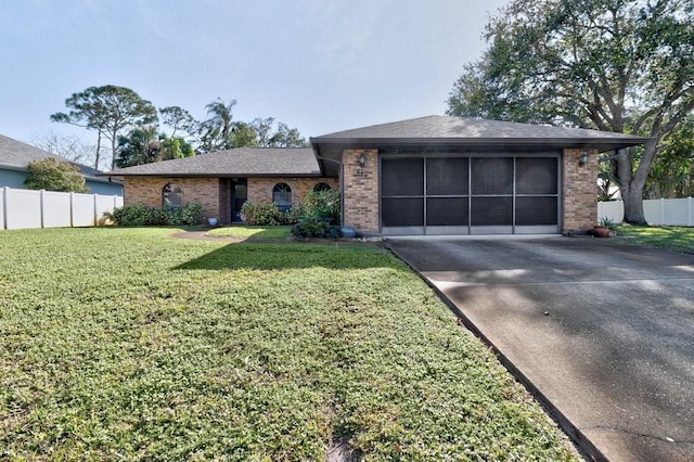 view of front of property with a front lawn