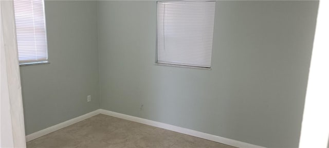 412 7th Rd SW, Vero Beach, FL 32962 - unfurnished room with baseboards