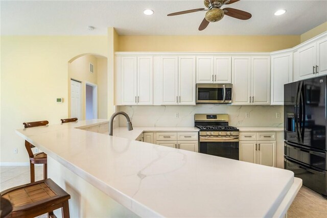 412 N Key Lime Sq SW, Vero Beach, FL 32968 - property entrance with a porch