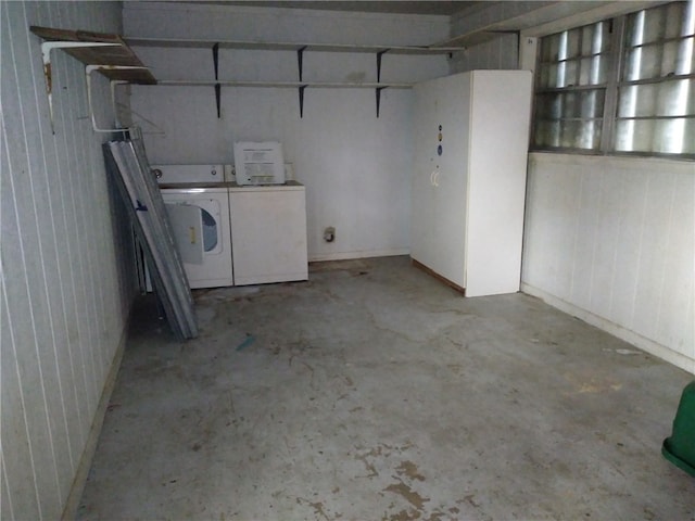 basement featuring washing machine and dryer