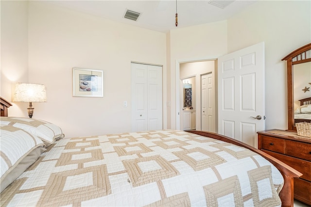 bedroom featuring a closet