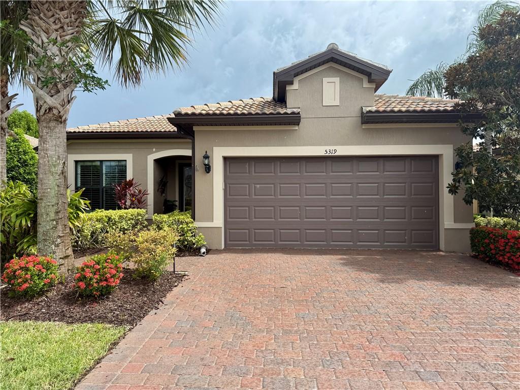 5319 Antigua Cir, Vero Beach, FL 32967 - photo 1