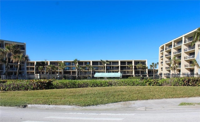 3939 Ocean Dr Unit 205C, Vero Beach, FL 32963 - view of apartment building / complex