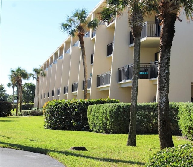 3939 Ocean Dr Unit 205C, Vero Beach, FL 32963 - view of apartment building / complex