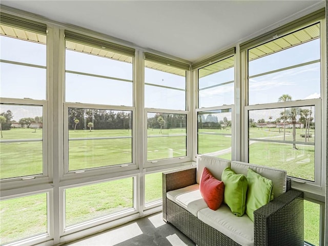 55 Woodland Dr Unit 206, Vero Beach, FL 32962 - view of sunroom / solarium