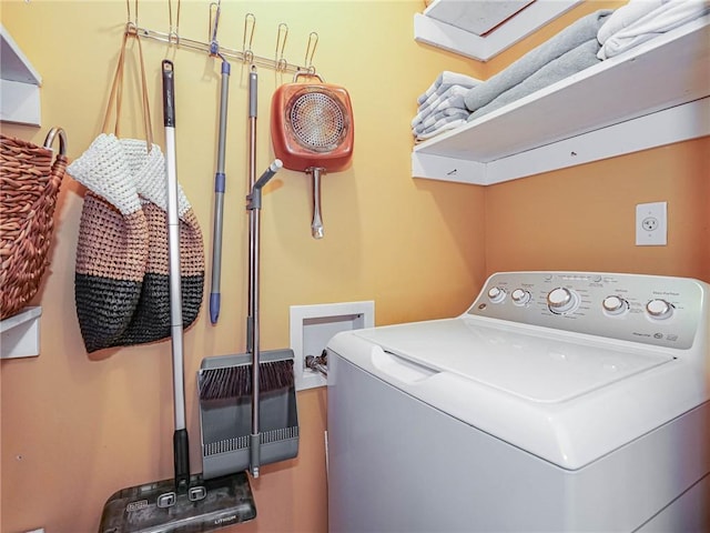 55 Woodland Dr Unit 206, Vero Beach, FL 32962 - laundry area featuring washer / clothes dryer