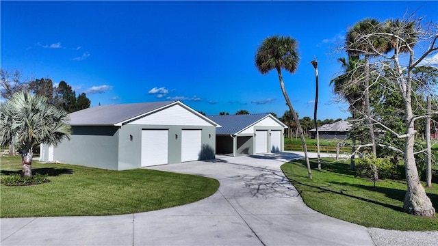 single story home with a front yard