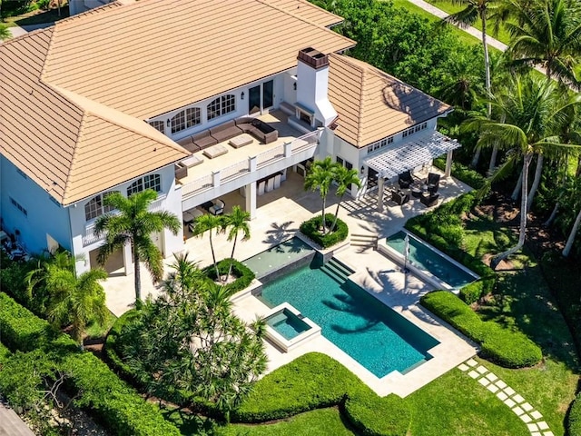 707 Grove Pl, Vero Beach, FL 32963 - view from above of property with a pool area