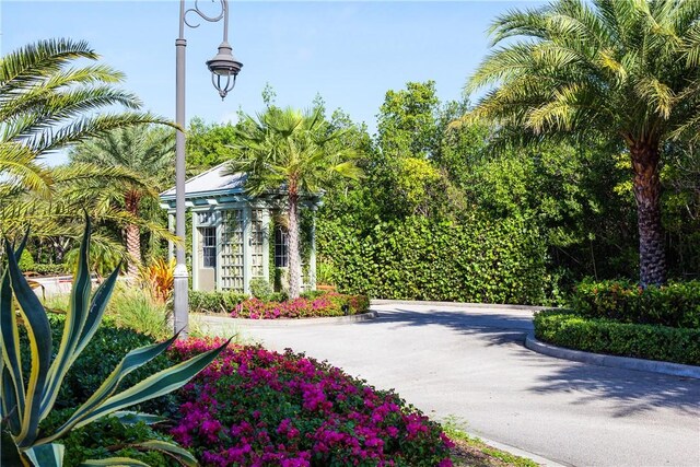 9180 Marsh Island Dr, Vero Beach, FL 32963