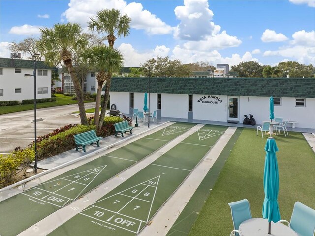 2800 Indian River Blvd Unit M7, Vero Beach, FL 32960 - view of home's community with shuffleboard