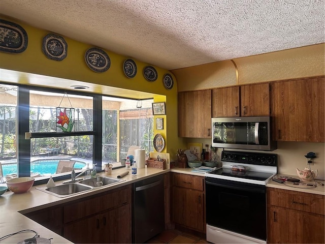 782 SE Norcross Ave, Port St Lucie, FL 34983 - photo 3