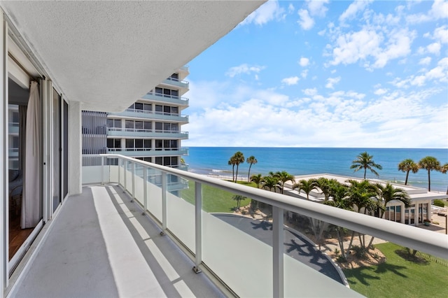 3554 Ocean Dr Unit 403S, Vero Beach, FL 32963 - balcony with a water view