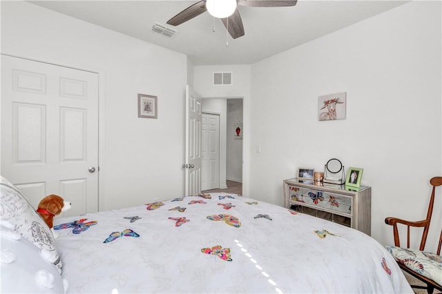 bedroom featuring ceiling fan