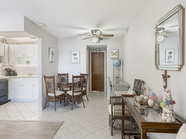 2800 Indian River Blvd Unit N2, Vero Beach, FL 32960 - dining space featuring ceiling fan and light tile patterned flooring