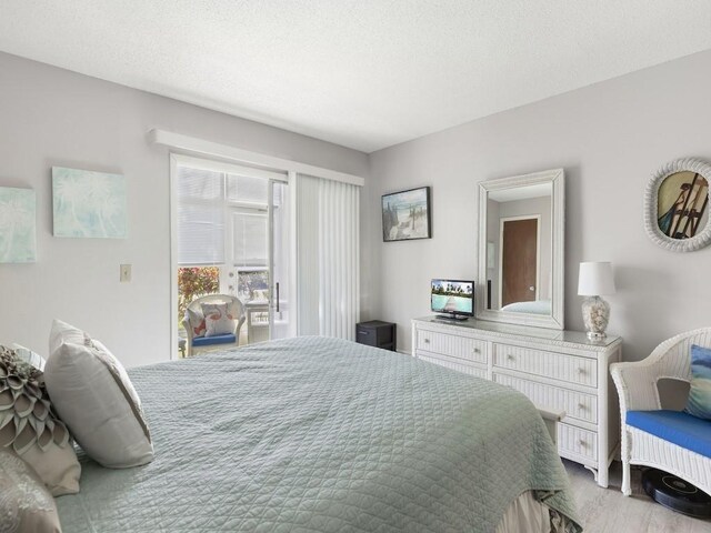 2800 Indian River Blvd Unit N2, Vero Beach, FL 32960 - bedroom featuring wood finished floors
