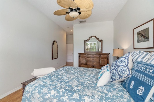 bedroom featuring ceiling fan