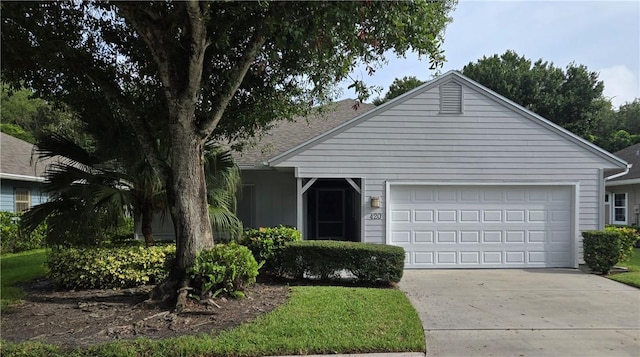 420 Tamarind Pl, Vero Beach, FL 32962 - photo 1