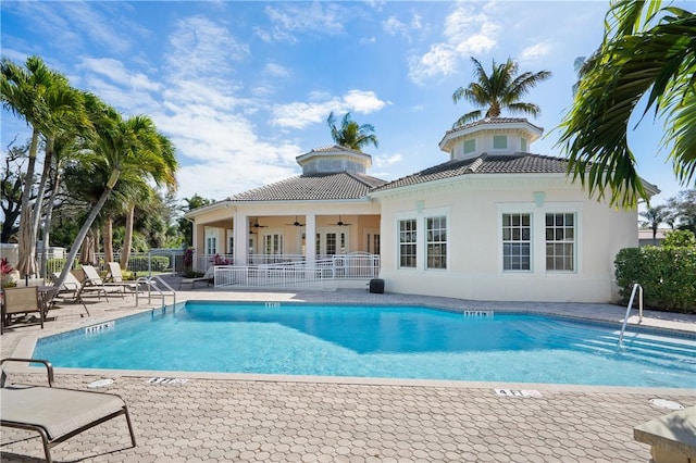 889 Island Club Sq, Vero Beach, FL 32963 - community pool with a ceiling fan and a patio area