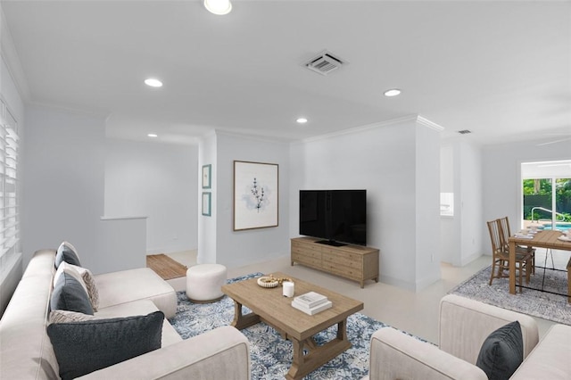 976 25th St, Vero Beach, FL 32960 - living room with ornamental molding and recessed lighting