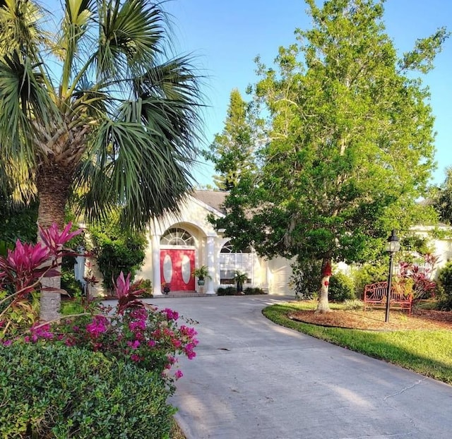 3932 58th Cir, Vero Beach, FL 32966 - view of street with street lighting