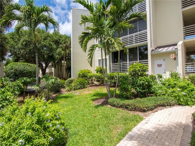 8444 Oceanside Dr Unit D31, Indian River Shores, FL 32963 - view of property