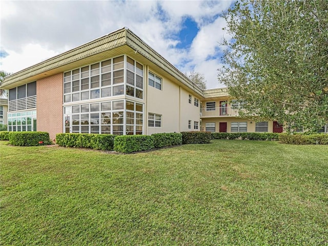 14 Vista Gardens Trl Unit 102, Vero Beach, FL 32962 - view of building exterior