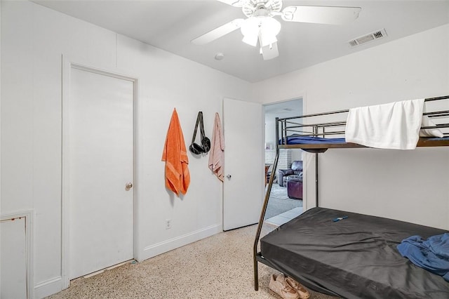 bedroom featuring ceiling fan