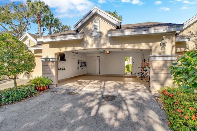 view of front of property featuring a garage