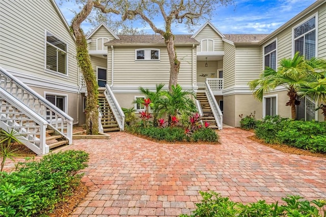 1335 Winding Oaks Cir E Unit 1007, Vero Beach, FL 32963 - view of property's community with stairway