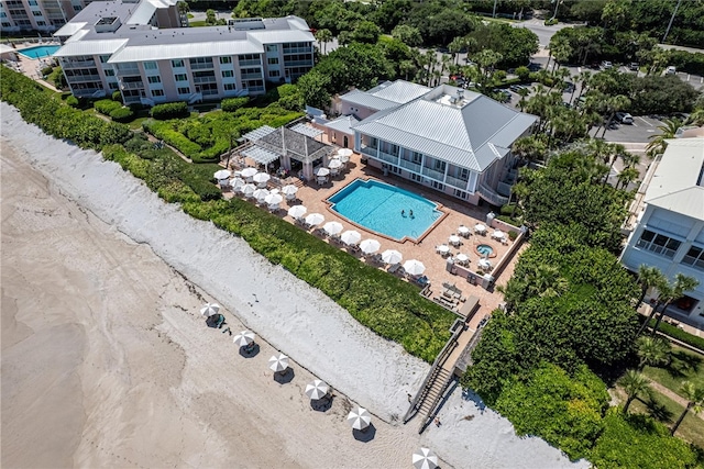 1335 Winding Oaks Cir E Unit 1007, Vero Beach, FL 32963 - aerial view of a pool area