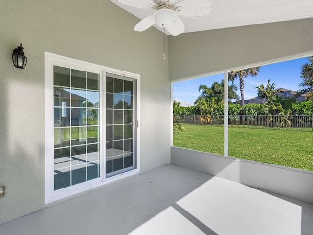 8340 Paladin Sq, Vero Beach, FL 32967 - unfurnished sunroom with ceiling fan
