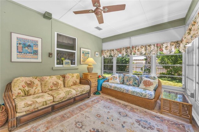 843 22nd Pl, Vero Beach, FL 32960 - living area featuring a ceiling fan