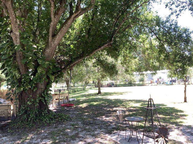 10186 NE 30th St, Okeechobee, FL 34974 - view of yard