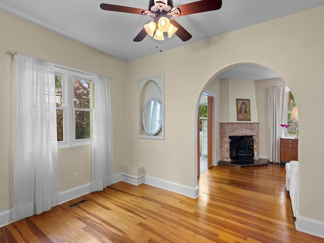 2237 10th Ave, Vero Beach, FL 32960 - foyer featuring baseboards, a healthy amount of sunlight, visible vents, and light wood-style flooring