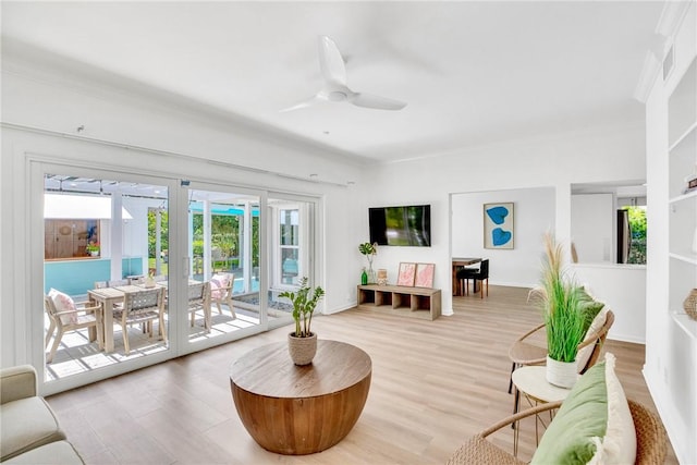 811 Royal Palm Pl, Vero Beach, FL 32960 - living area featuring light wood-type flooring and ceiling fan