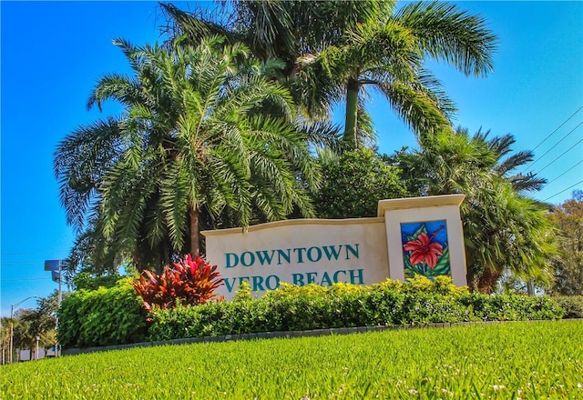 805 46th Pl Unit 11, Vero Beach, FL 32963 - view of community / neighborhood sign