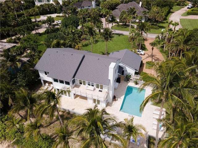 116 Ocean Way, Vero Beach, FL 32963 - view of subject property with a pool