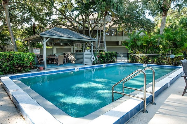 110 Amy Ann Ln, Vero Beach, FL 32963 - view of community pool