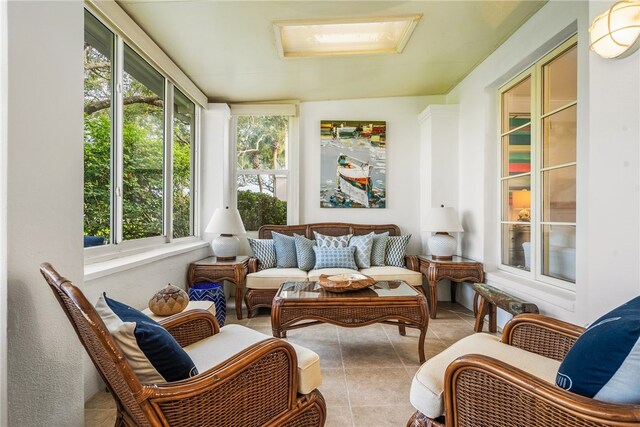 sunroom / solarium with a healthy amount of sunlight