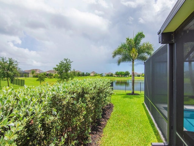 view of yard featuring a water view