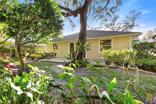 view of front of house featuring a patio area