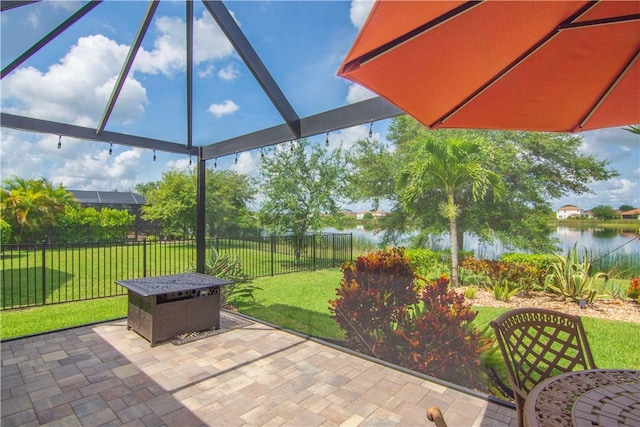 1712 Berkshire Cir SW, Vero Beach, FL 32968 - view of patio featuring a water view