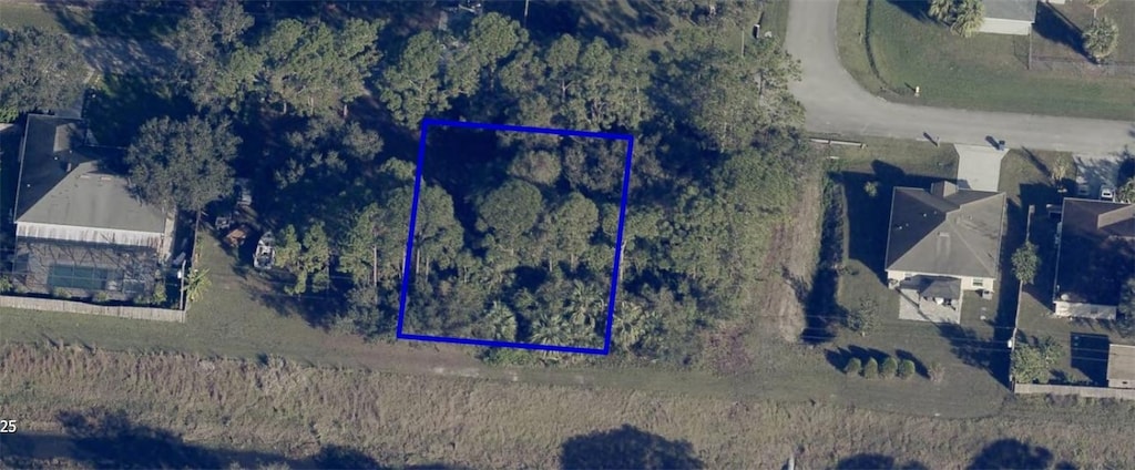 320 Bali St SE, Palm Bay, FL 32909 - photo 1