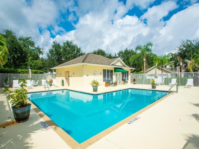 494 6th St, Vero Beach, FL 32962 - community pool featuring a patio area